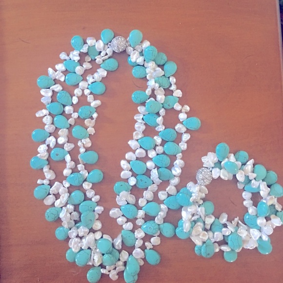 FRESH WATER PEARLS/TURQUOISE NECKLACE/BRACELET - Picture 1 of 4